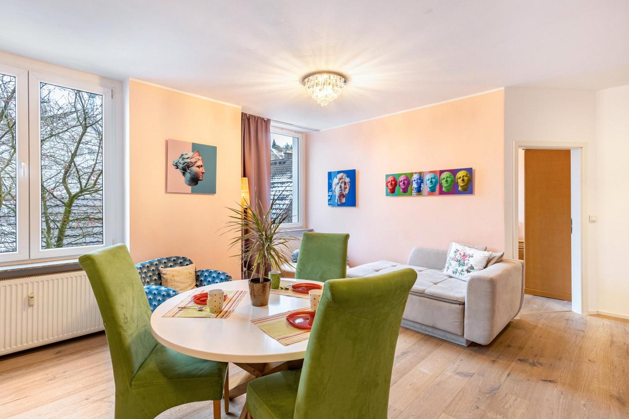 Serviced Xanthurus Apartment Schwelm