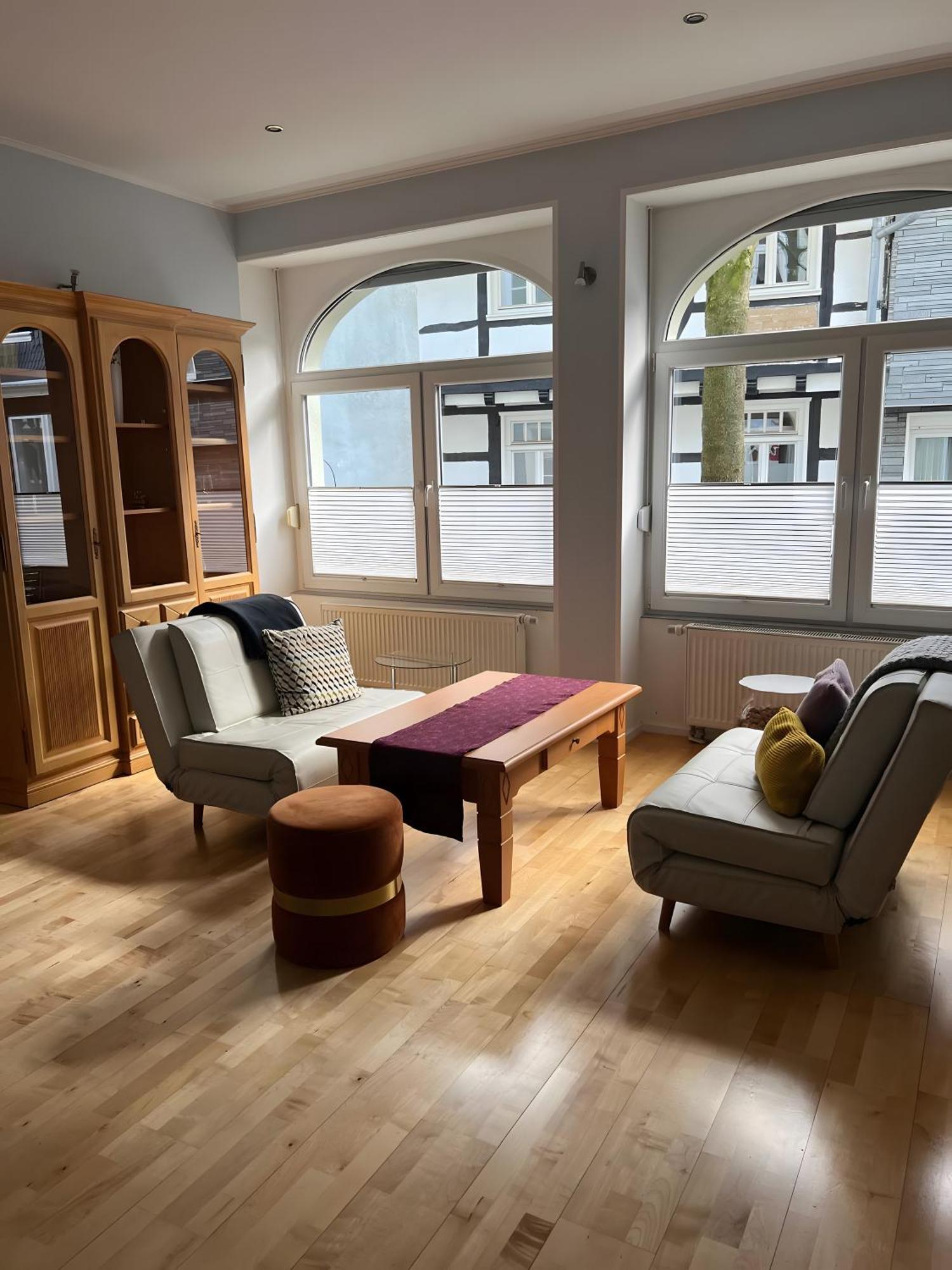 Serviced Xanthurus Apartment Schwelm